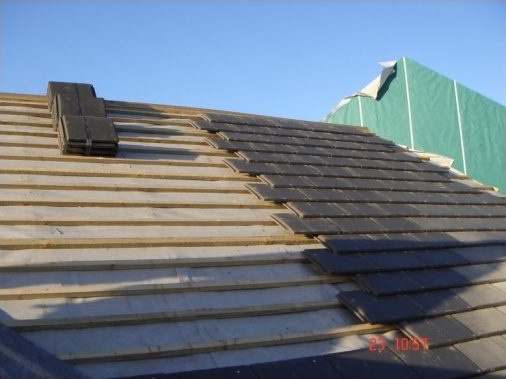 Roof tiling