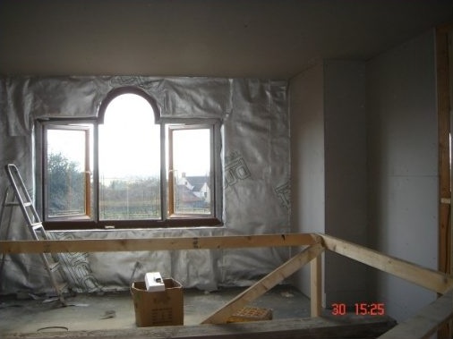 Insulating Membrane fitted to all internal walls