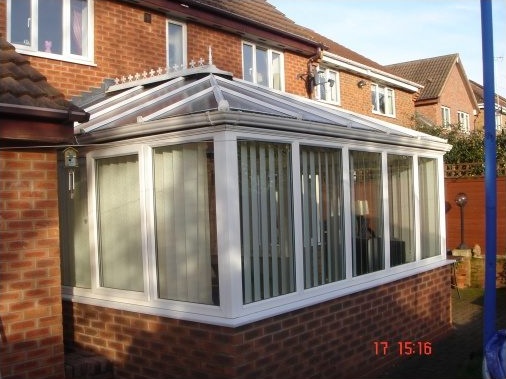 Conservatory with "dwarf wall" brickwork